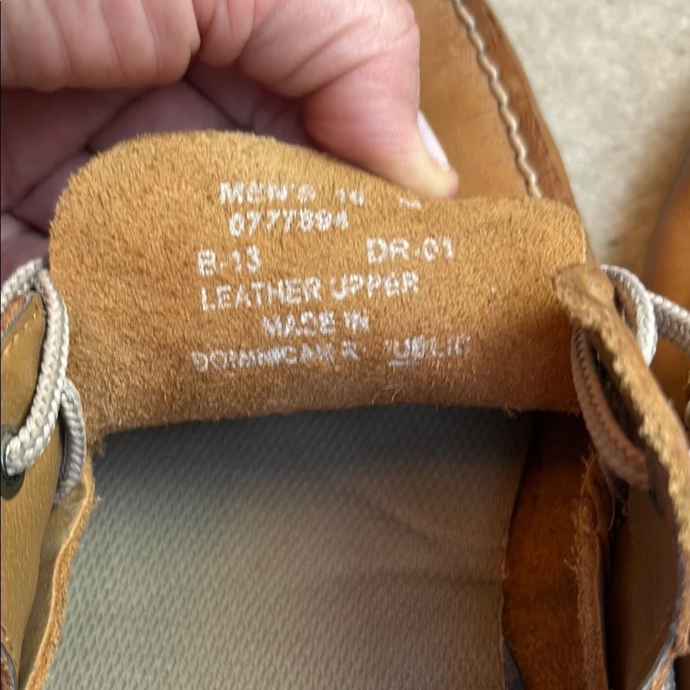 🍿 Sperry Tan leather Boat Shoes with Moccasin Stitching:
